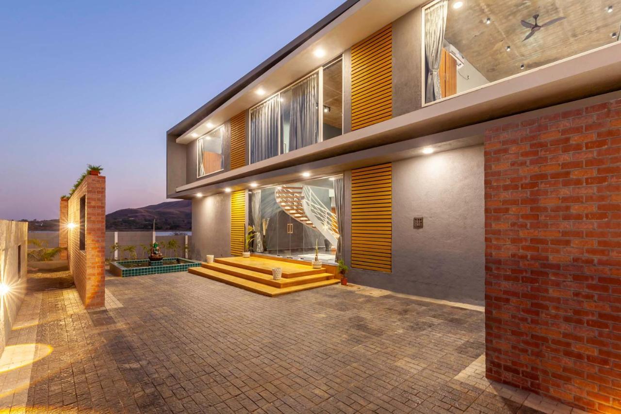 Stayvista's Bellisimo Panorama: Lakeside Retreat with Infinity Pool Nashik Exterior photo